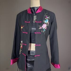 Vintage Chinese Embroidered Silk Jacket | Mandarin Collar | Frog Closure | Glam